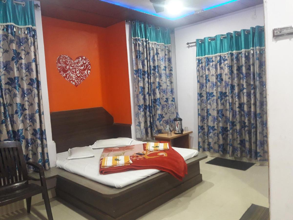 Hotel Rajvihar Pachmarhī 外观 照片